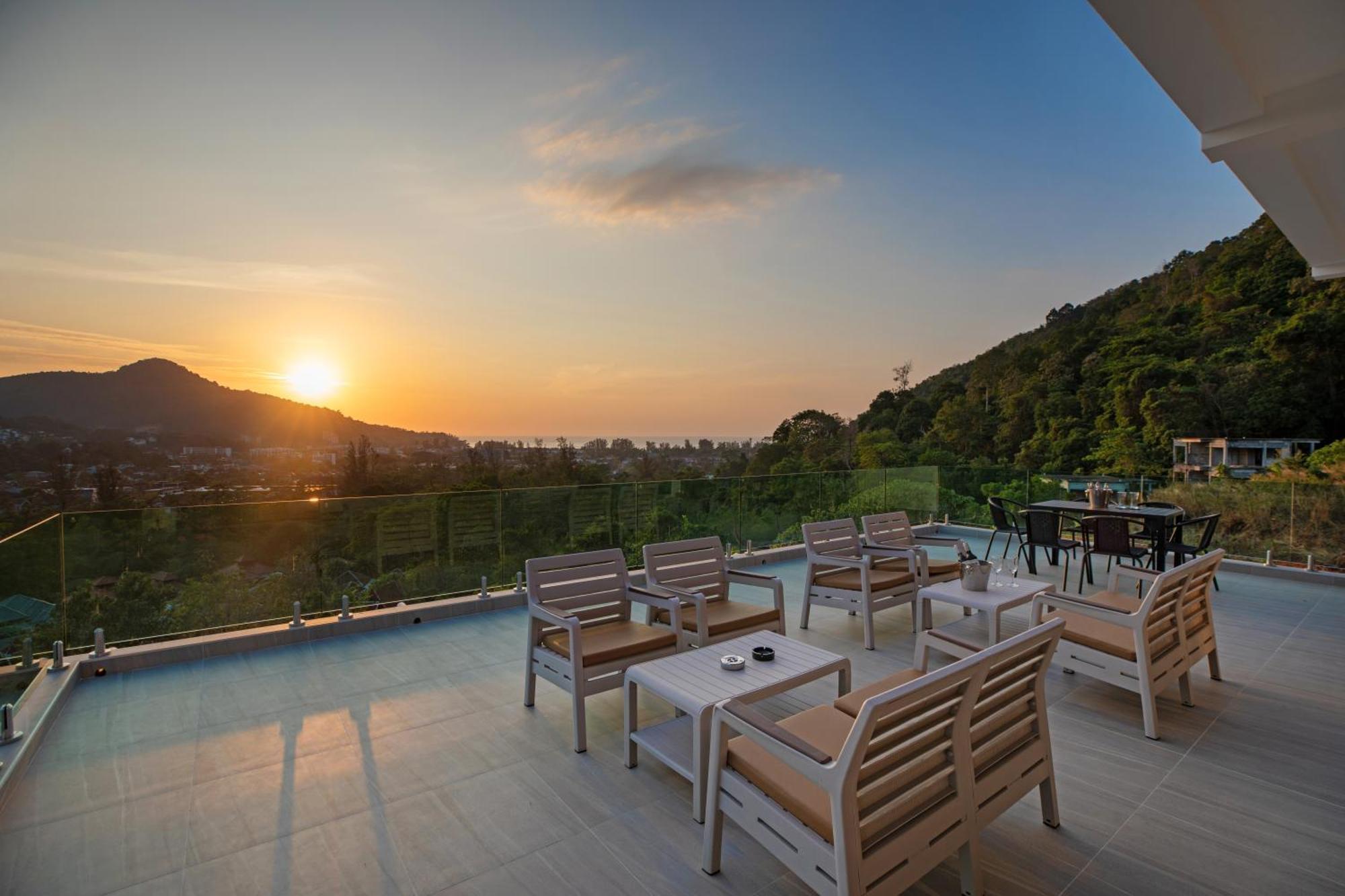 Baan Chom View Kamala - Sha Plus Room photo